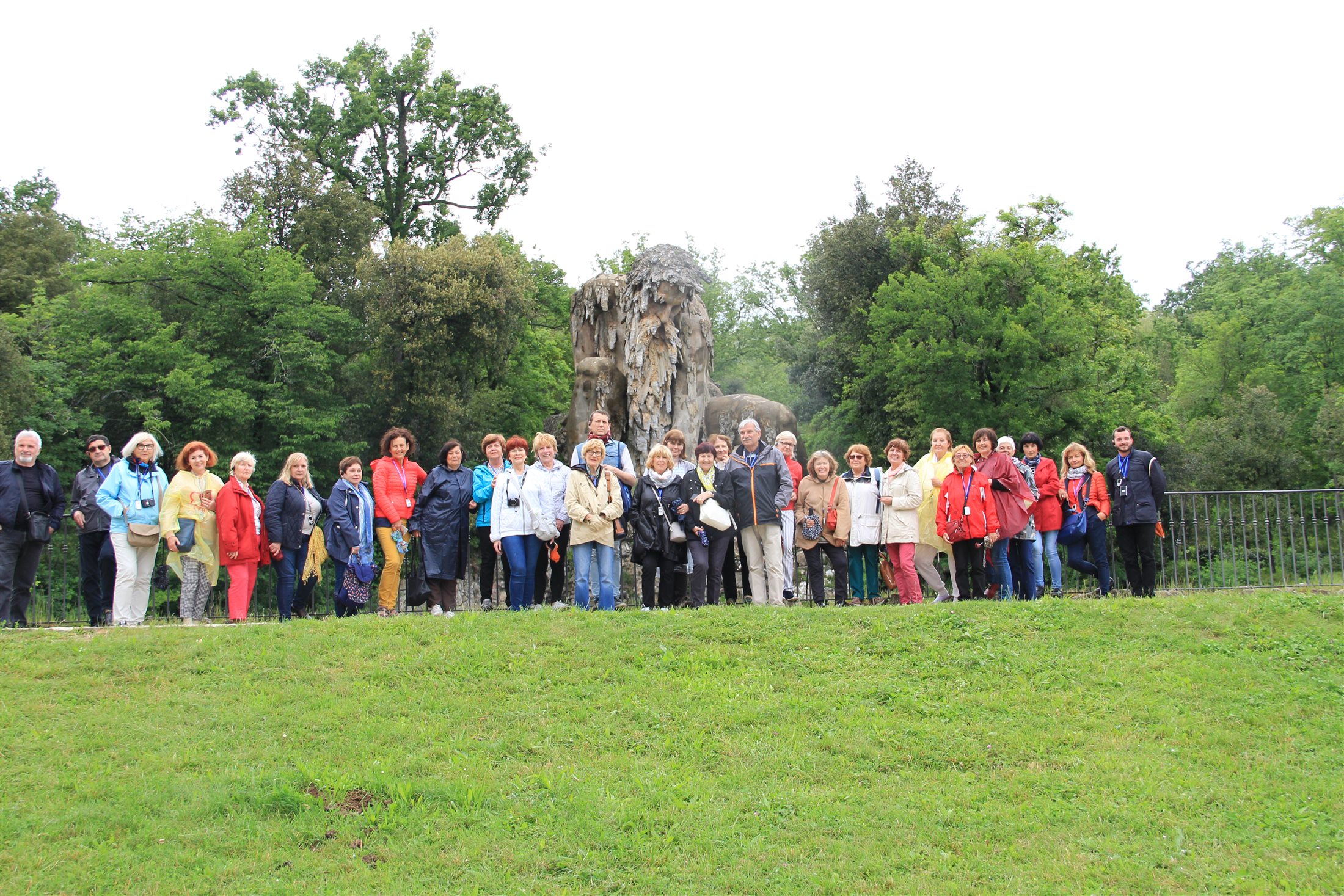 Peter Dombrovský with the Theatrica group at the Apennine Colossus in Pratolino